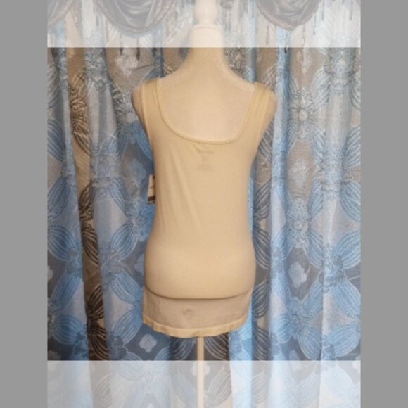 Nine West Essential Tank - Picture 2 of 4